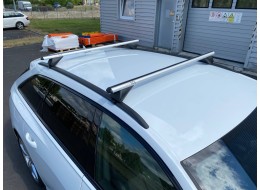 Aluminium-Querträger mit Schloss ROOF RACK IN 1, 120cm, Tragfähigkeit 90kg