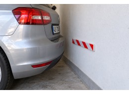 Selbstklebender Schaumstoffschutz für die Garage CAR PARK GUARD STRIP 1, 41 x 7,5 x 1,5 cm, 2 St.